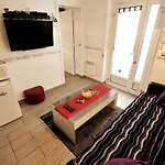 Warm&comfortable studio in Montmartre