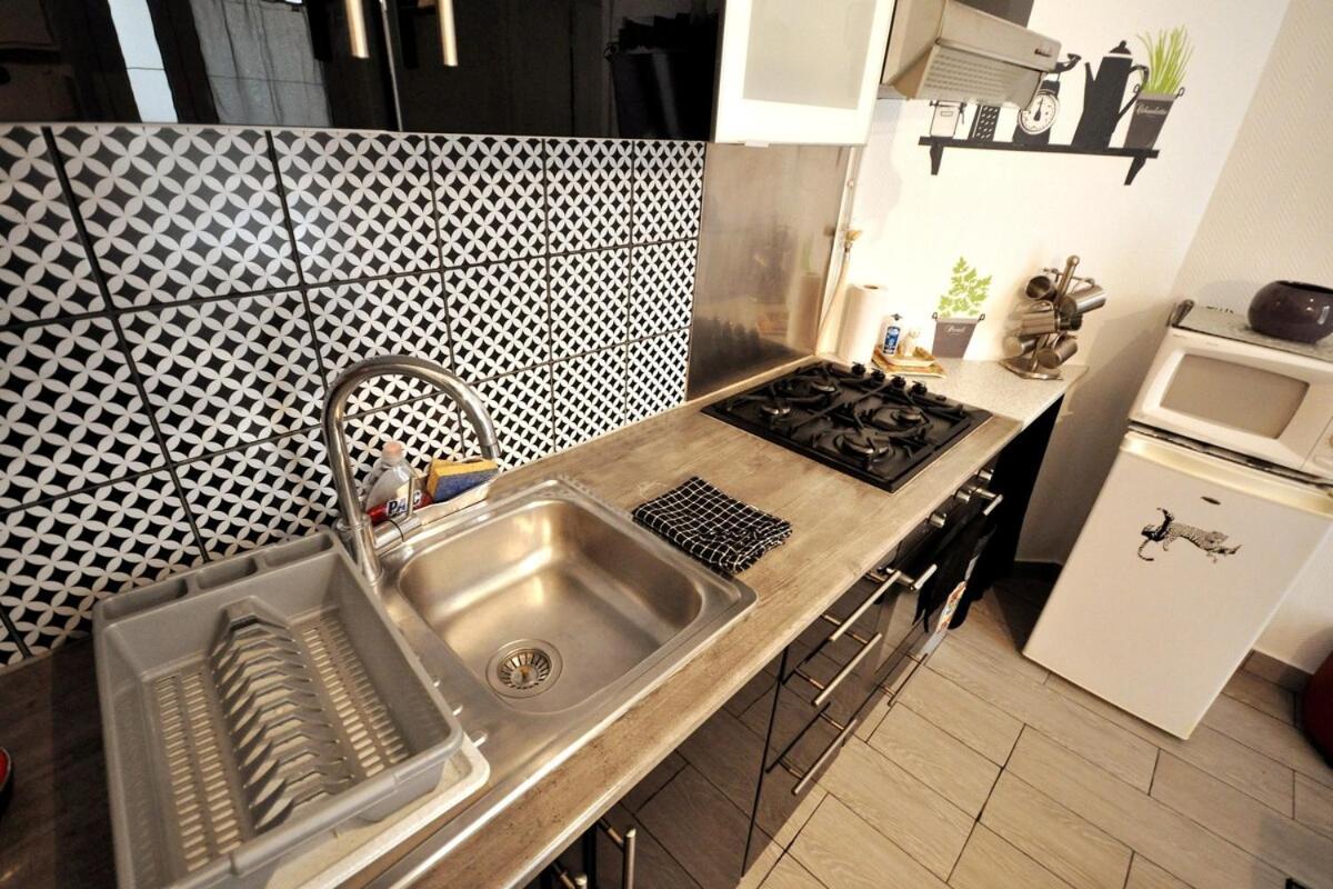 Warm&comfortable In Montmartre Appartamento Parigi